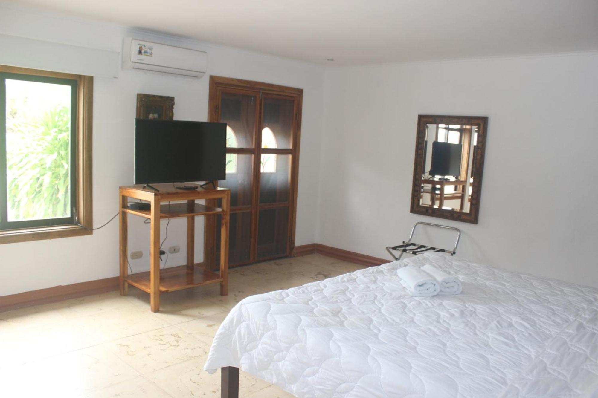 Casa Caletas Boutique Hotel Puerto Coyote ภายนอก รูปภาพ